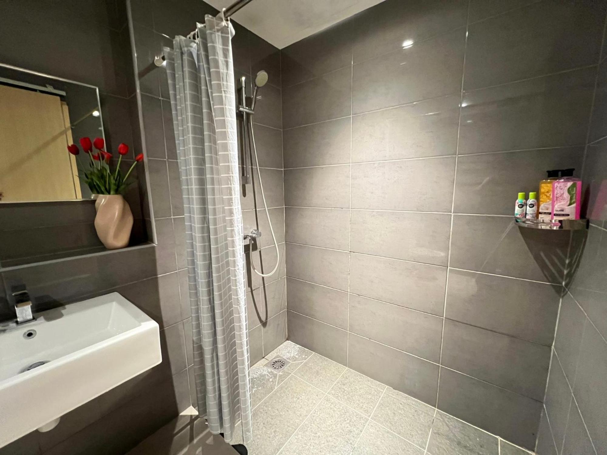Oceanbay2 Seaview 6Pax Studio Netflix A-18-12 Куантан Екстер'єр фото